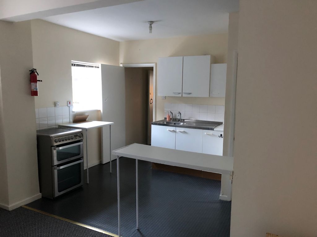 Property photo 3 of 3