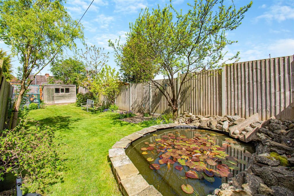 Property photo 1 of 30 Garden
