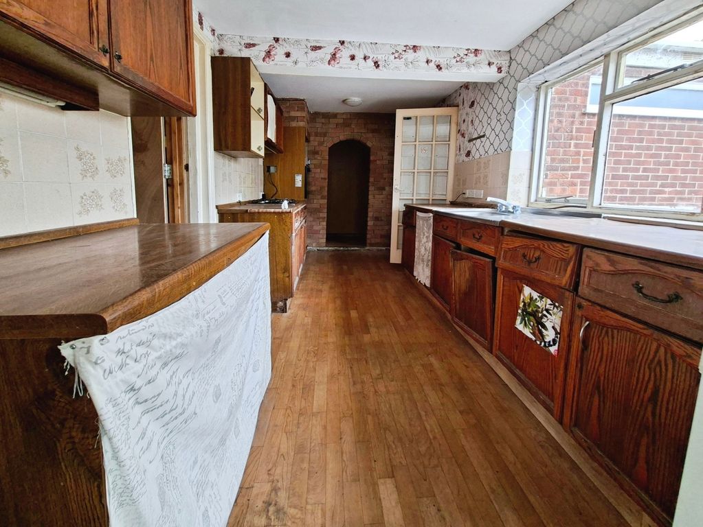 Property photo 2 of 10 Pbox-Img.Jpg