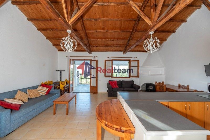 Property photo 1 of 35