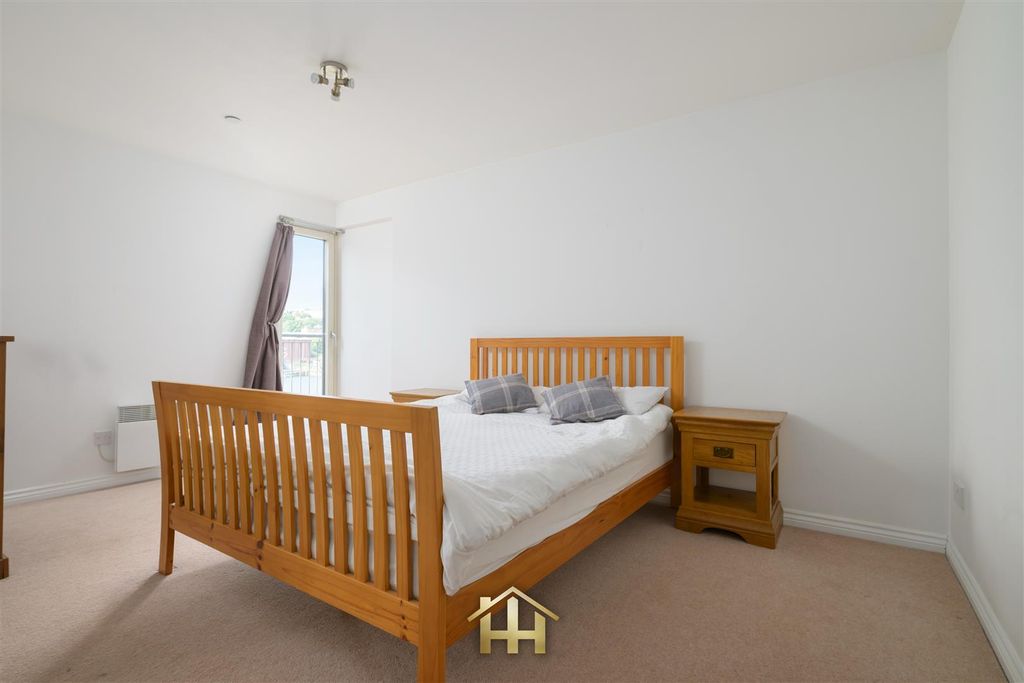Additional image 13 of 2 bed flat for saleGourlay Yard, Dundee DD1