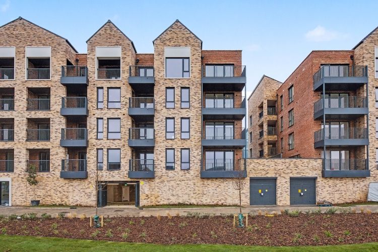 Property photo 2 of 8 322091