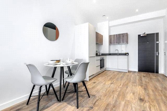 Property photo 3 of 7 Dining Area