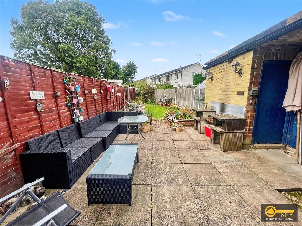 Property photo 3 of 11
