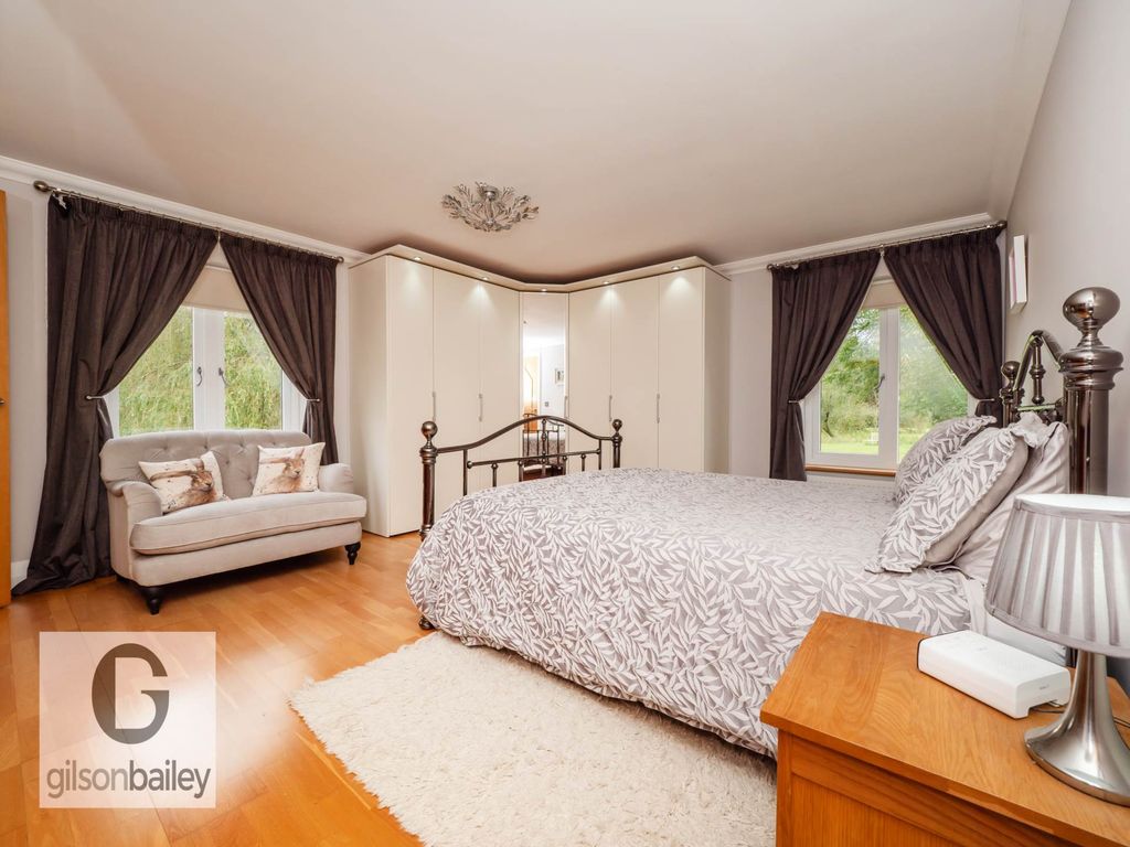 Property photo 3 of 46