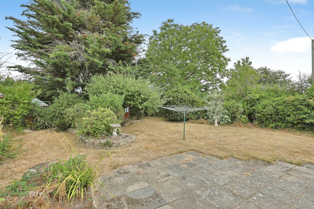 Property photo 3 of 14