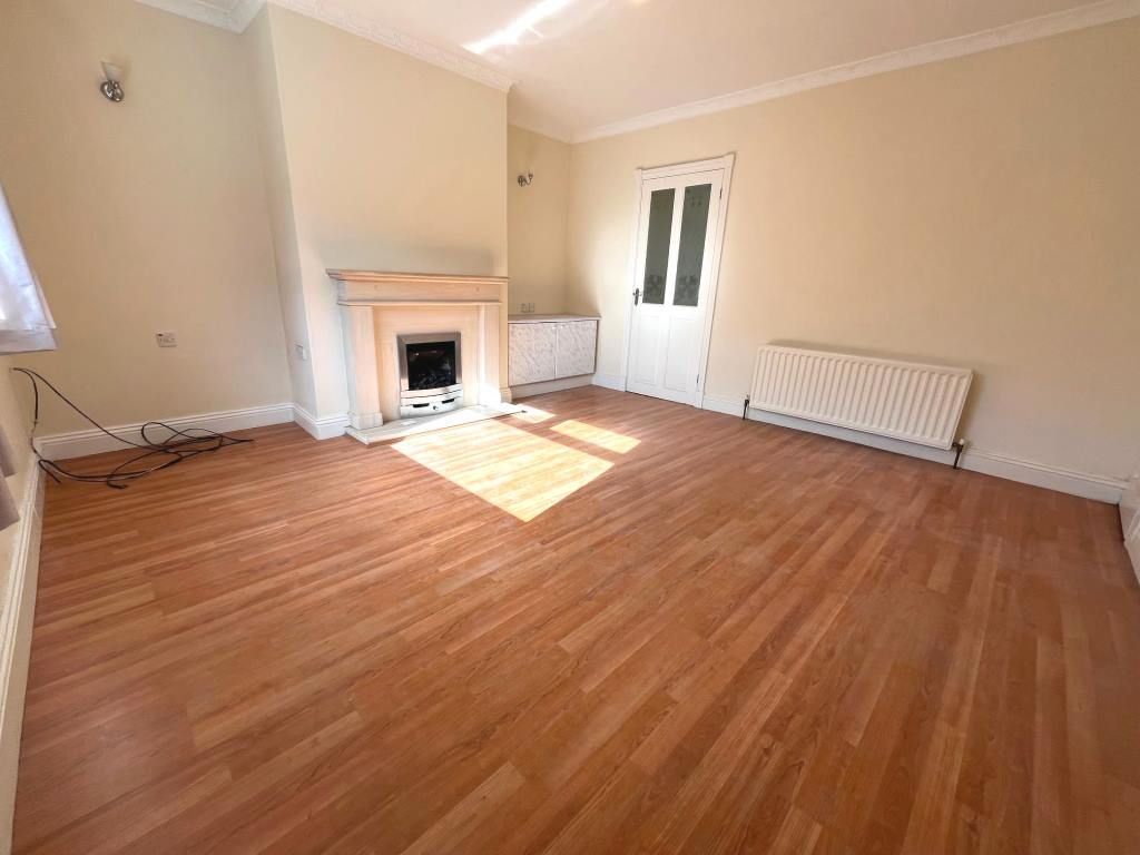 Property photo 3 of 14 Photograph 3