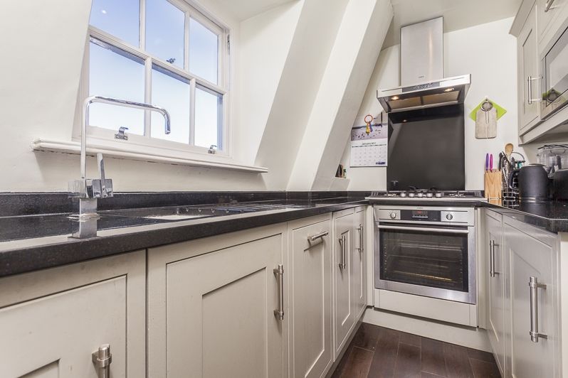 Property photo 3 of 9 The Paragon 12 F6...