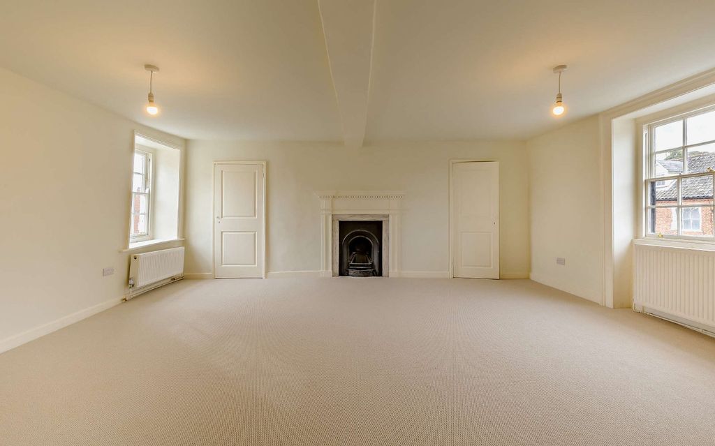 Property photo 3 of 16 Picture No. 09