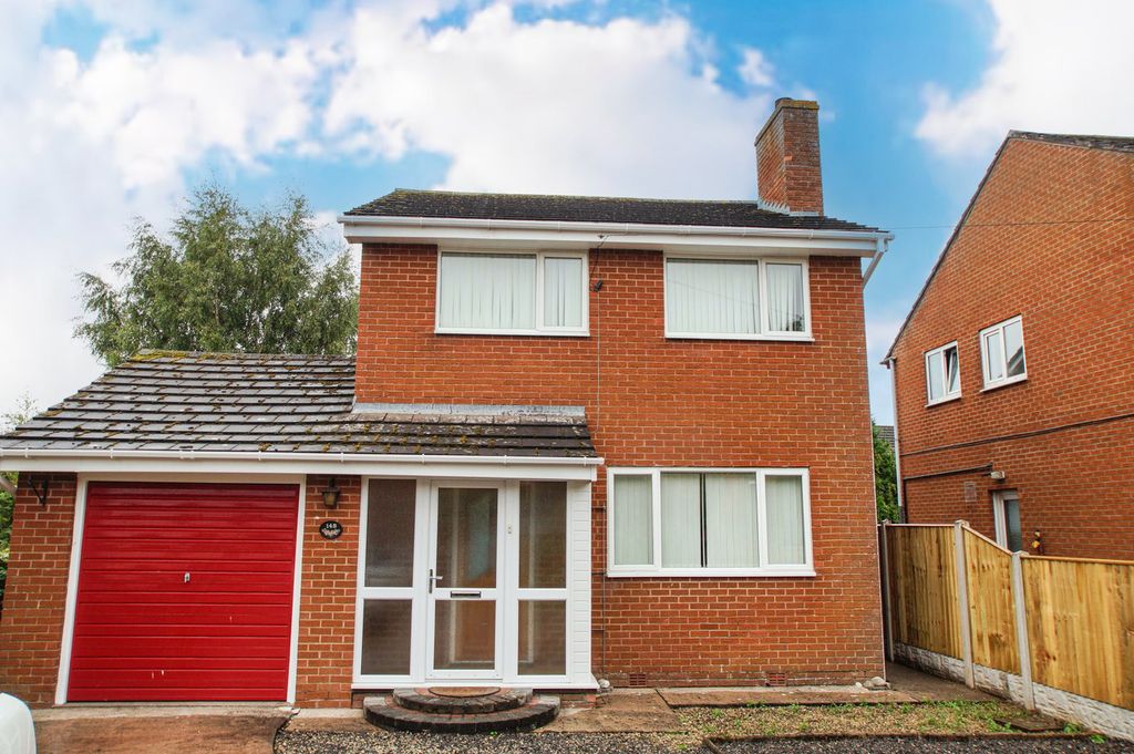 Property photo 1 of 21 External Front