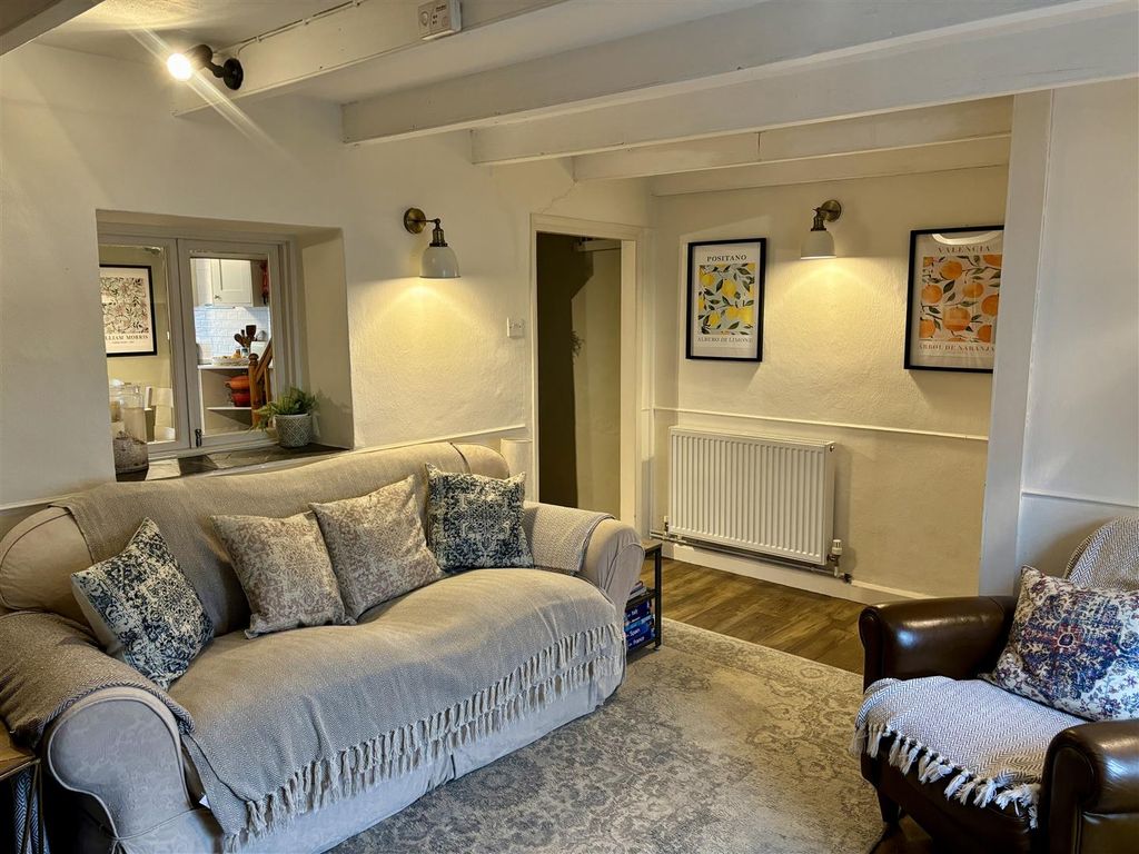 Property photo 3 of 14 Img_8238.Jpg