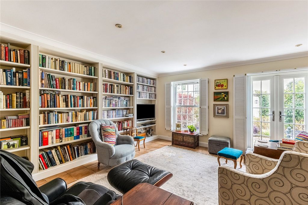 Property photo 2 of 16 Reception