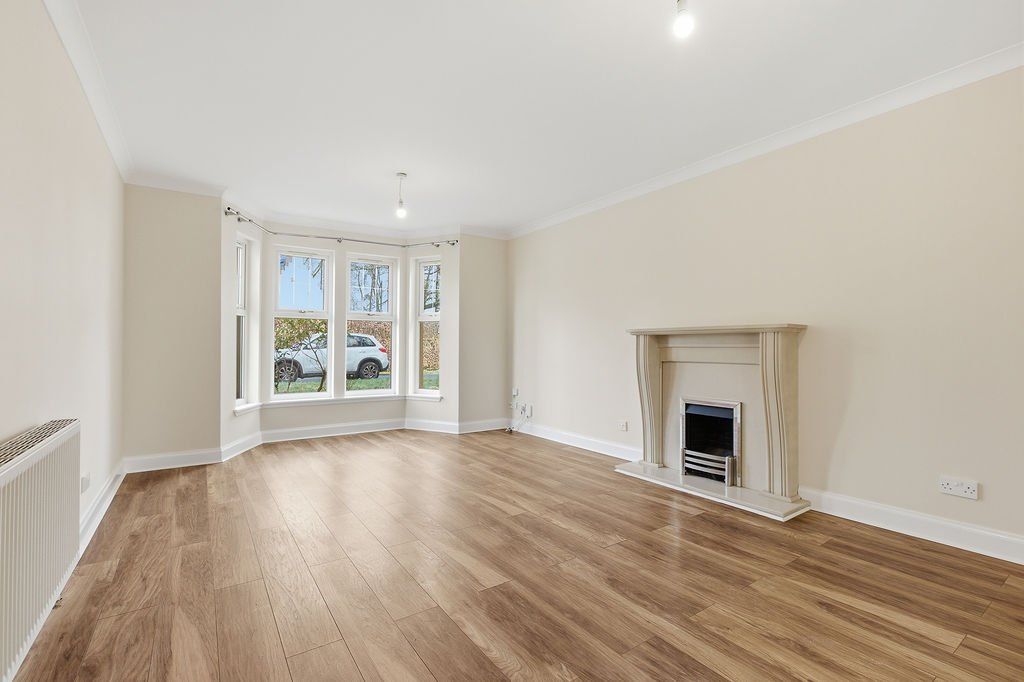 Property photo 2 of 33 Picture No. 13