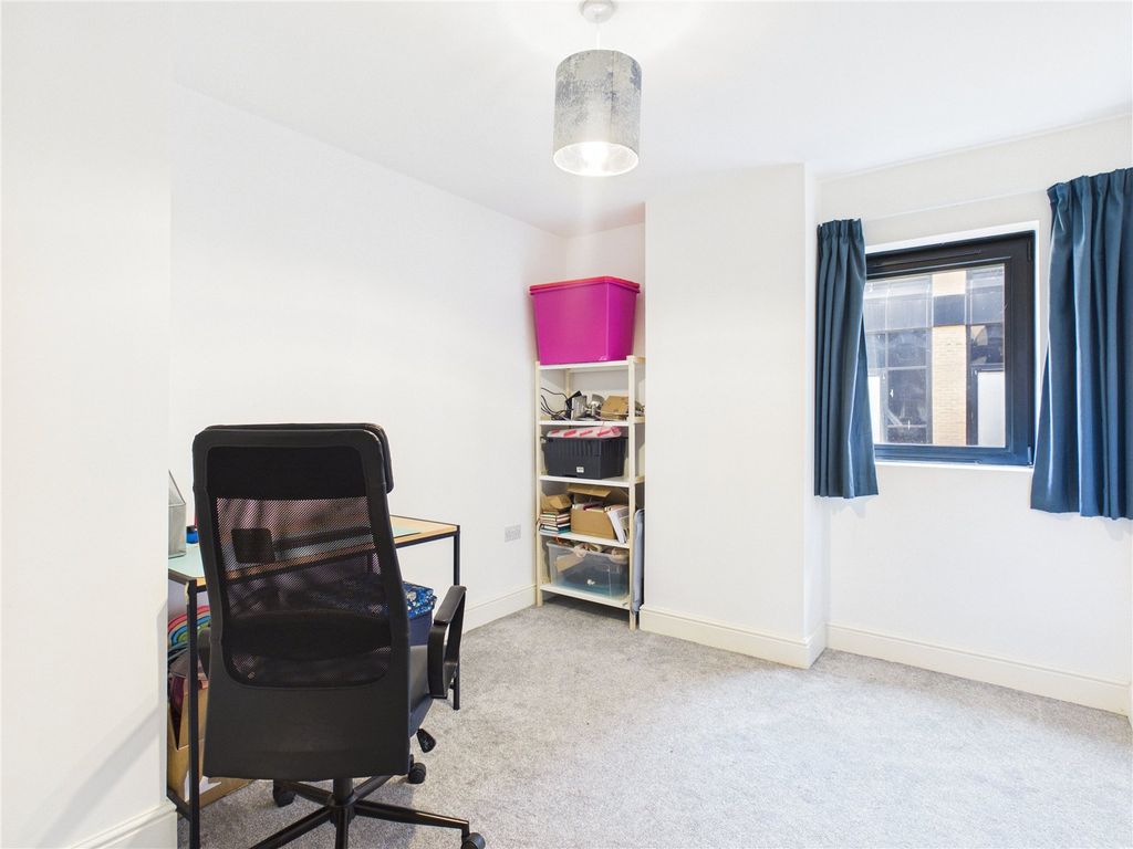 Property photo 2 of 7 Picture No. 04