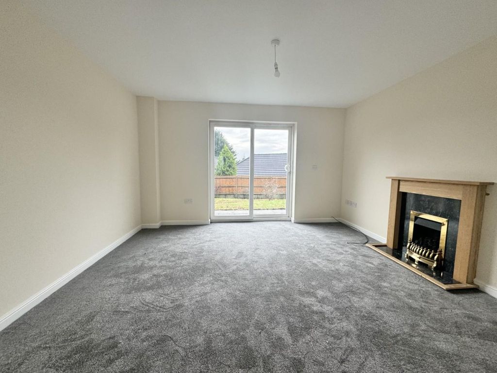 Property photo 2 of 8 6.Jpg