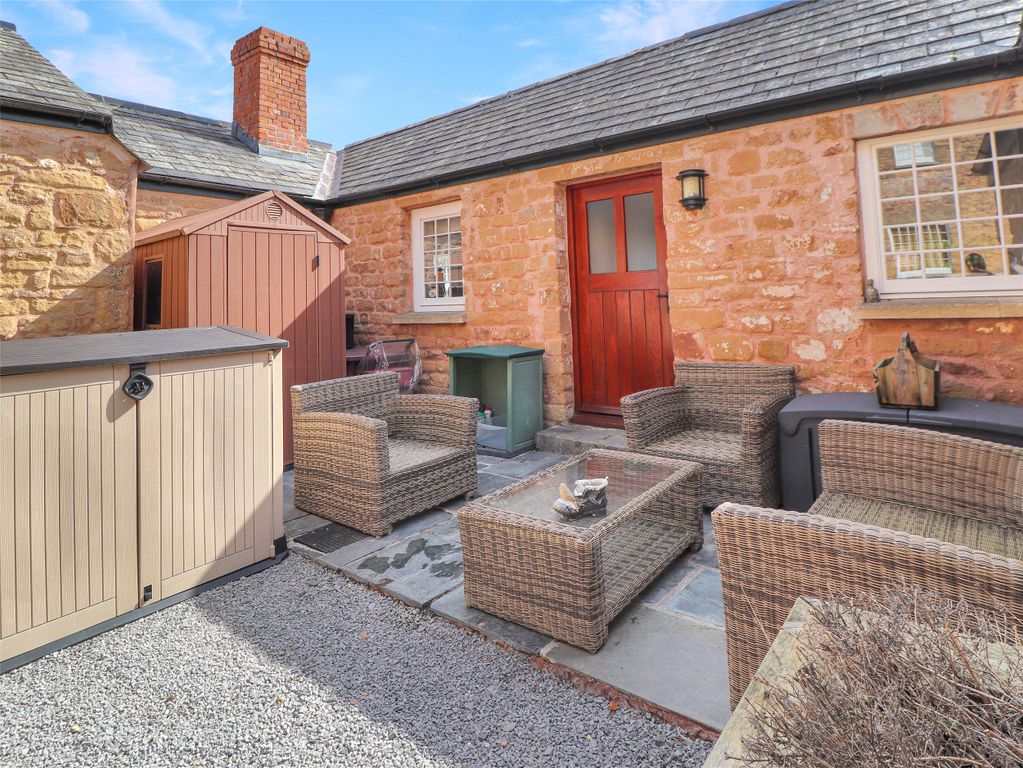 Property photo 3 of 13 3 - Picture No. 12