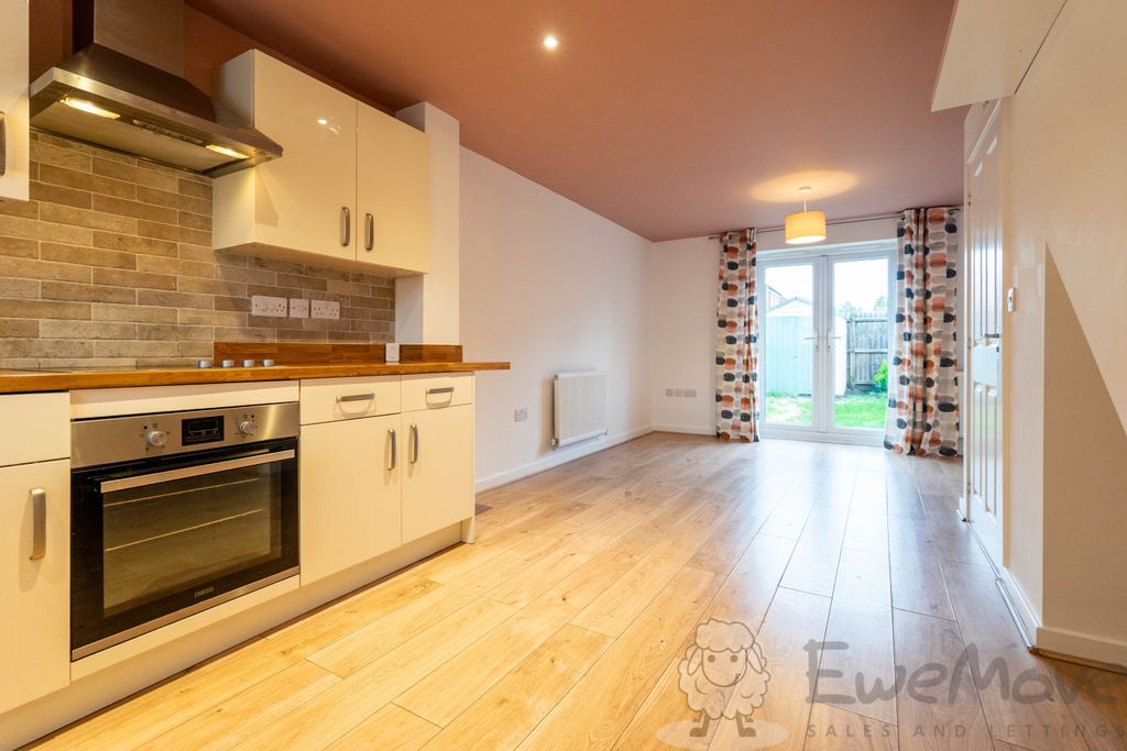 Property photo 2 of 8 Open-Plan Kitchen-Diner