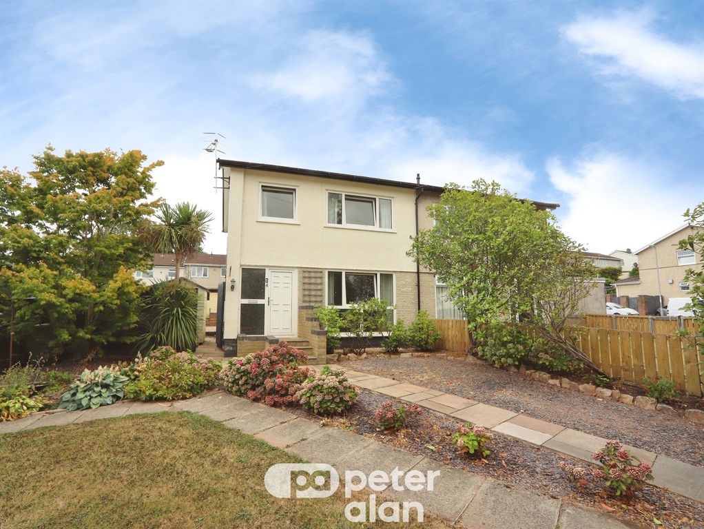 Property photo 2 of 29