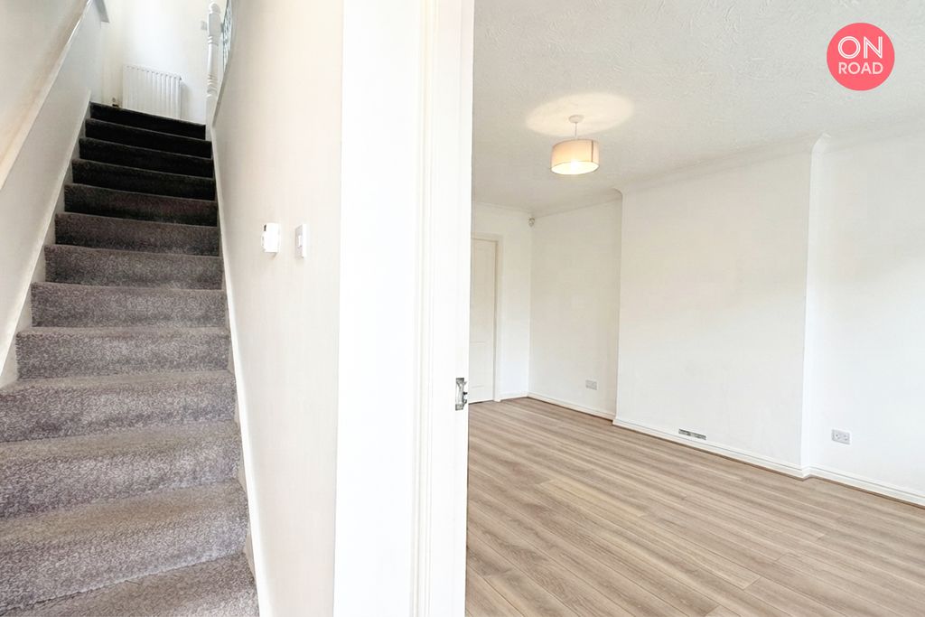 Property photo 3 of 31