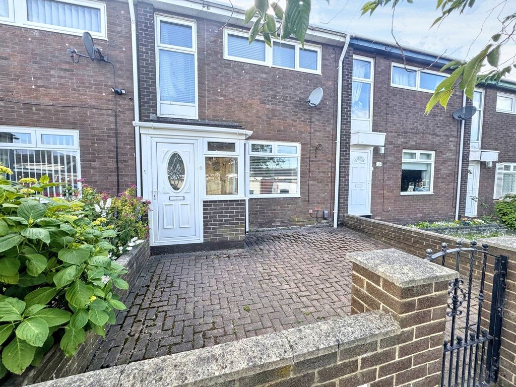 Property photo 1 of 16