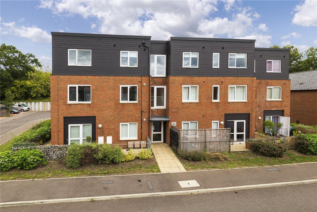 Property photo 1 of 12 Picture No. 01