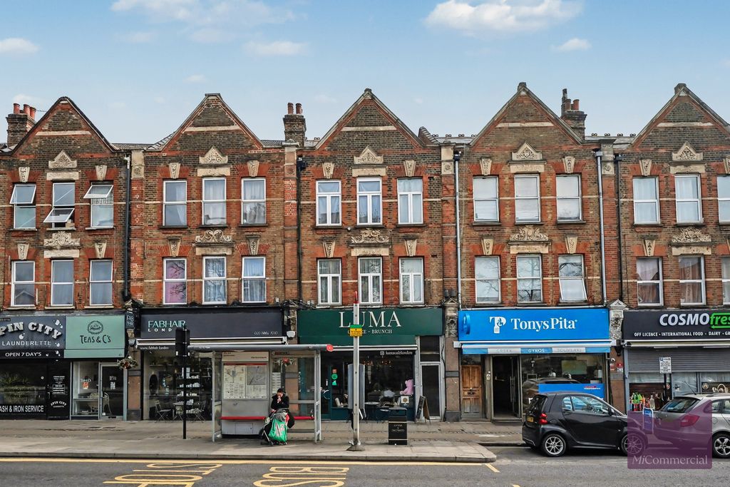 Property photo 3 of 21