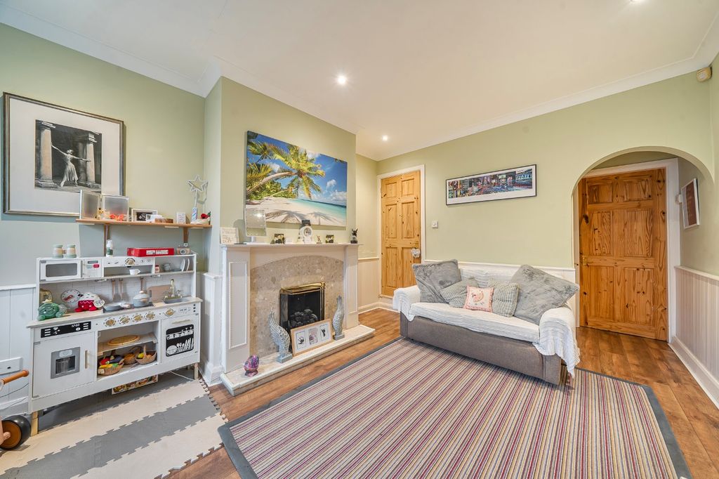 Property photo 3 of 11 Picture No. 37