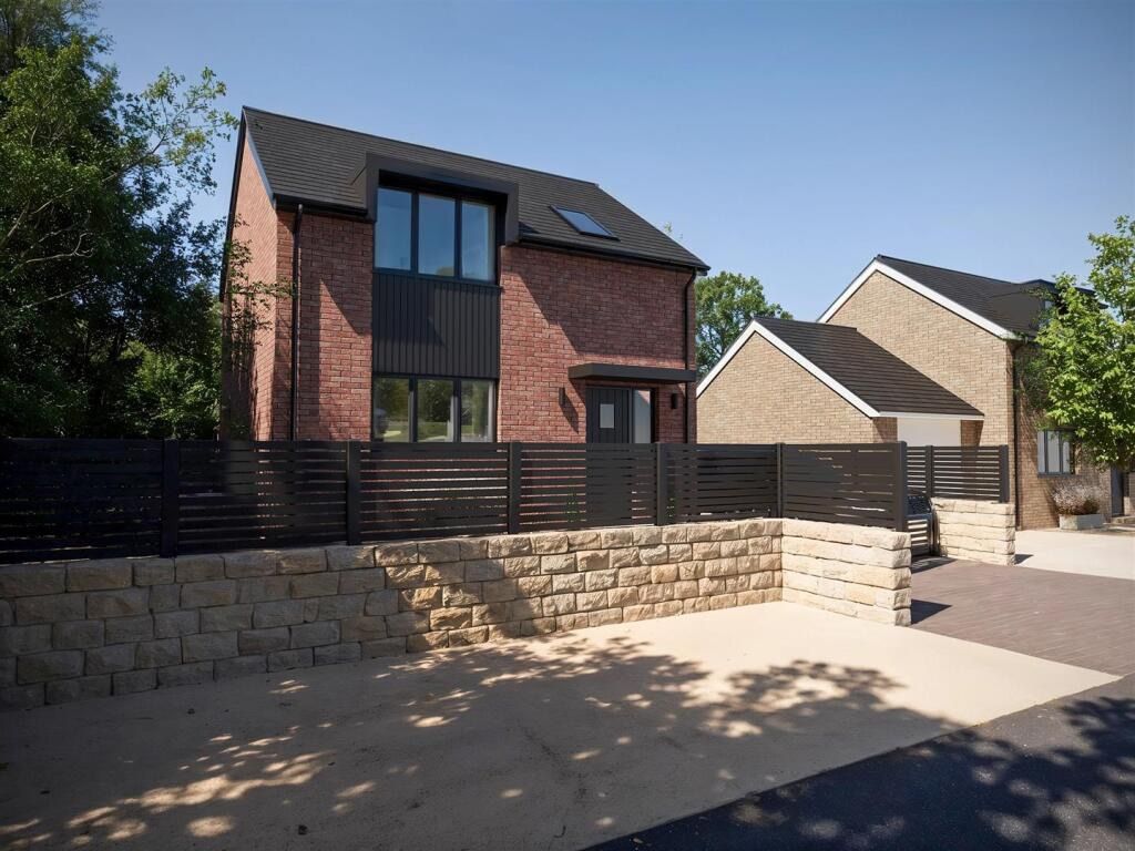 Property photo 2 of 5