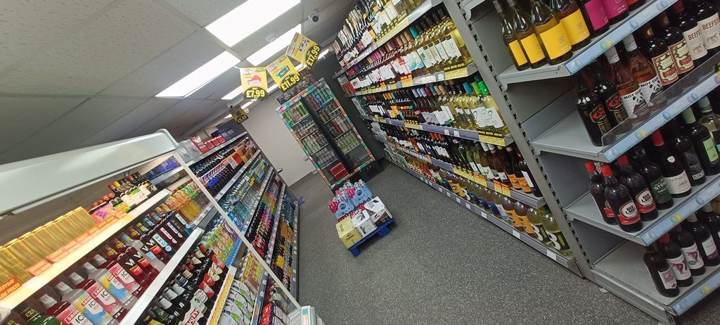 Property photo 2 of 9