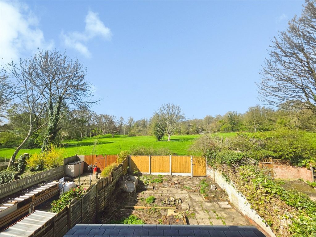 Property photo 2 of 22 Picture No. 26