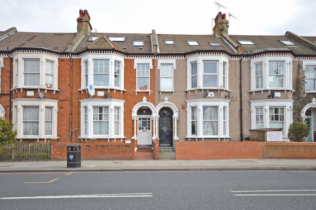 Property photo 1 of 6