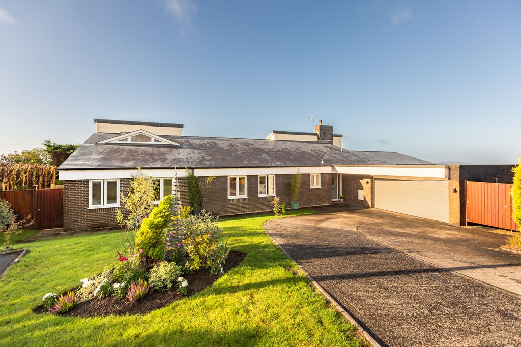 Property photo 3 of 40 Cz0A2474-Hdr
