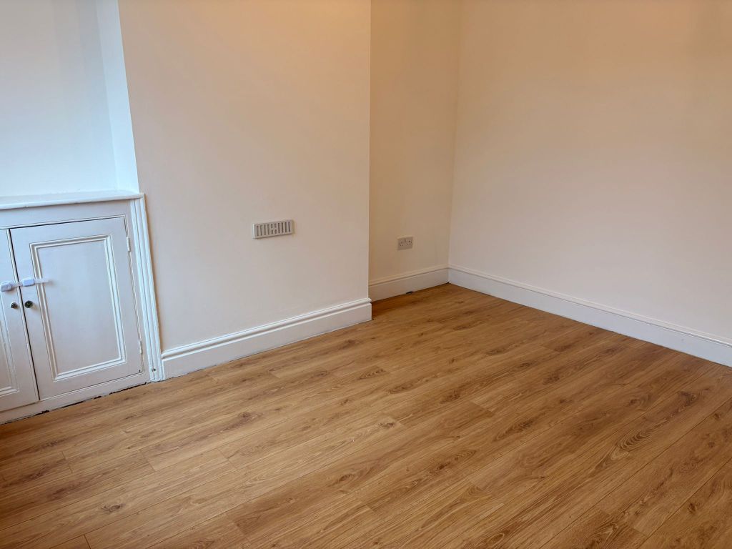 Property photo 2 of 10 Akmd9287