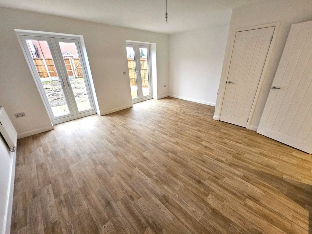 Property photo 2 of 10 Picture No. 02