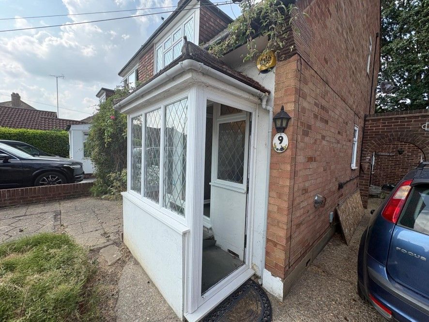 Property photo 2 of 21