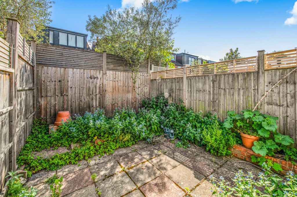 Property photo 3 of 19