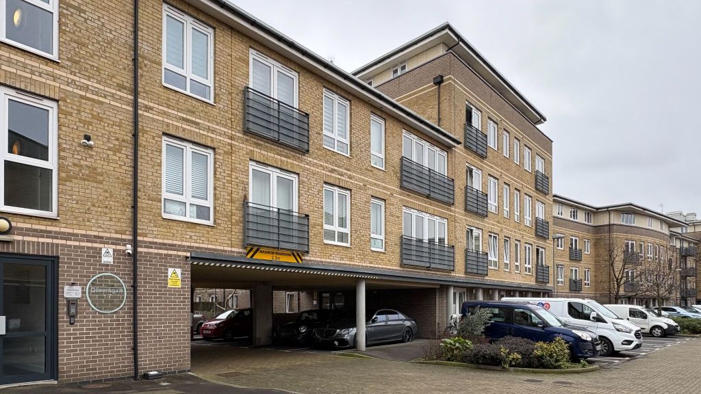 Property photo 1 of 3