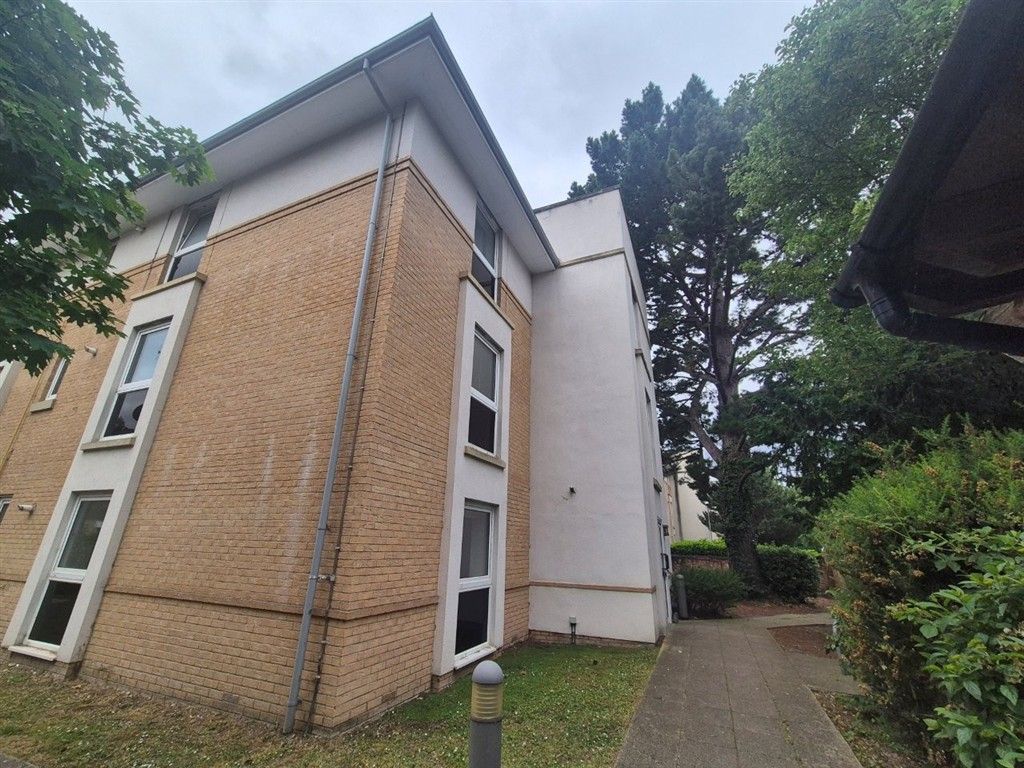 Property photo 3 of 10