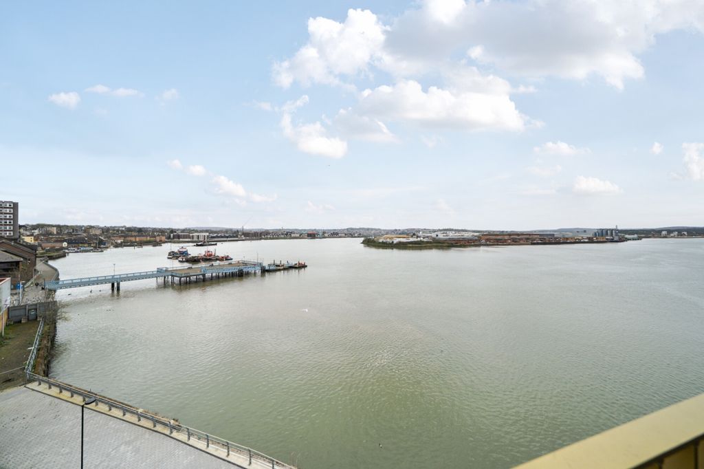 Property photo 3 of 22 External