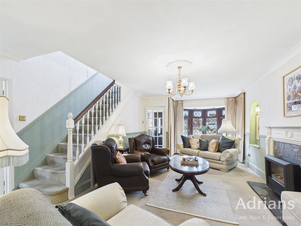 Property photo 3 of 18