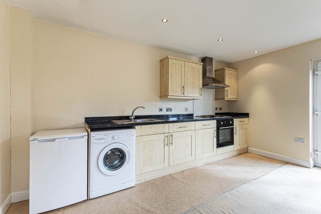 Property photo 3 of 14 Living/Dining/Kitchen