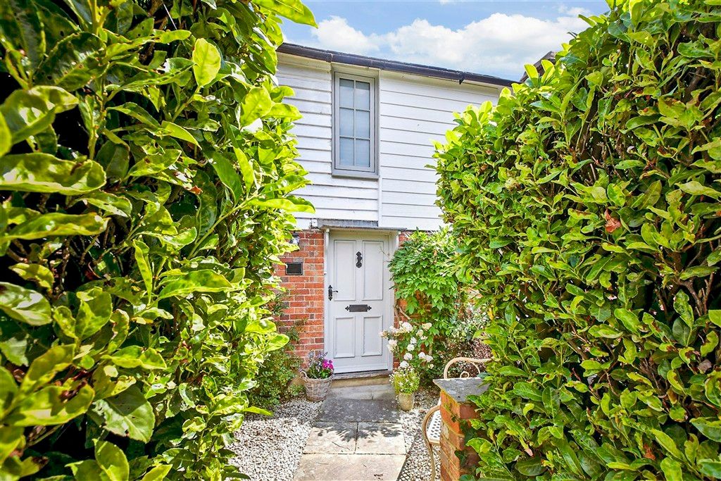 Property photo 1 of 14 External Lifestyle Photograph