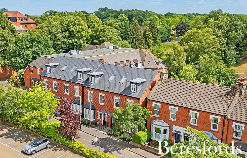 Property photo 2 of 69 Picture No. 05