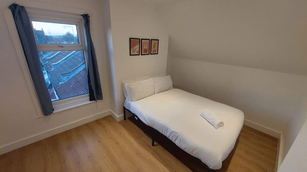 Property photo 3 of 7 10.Jpg