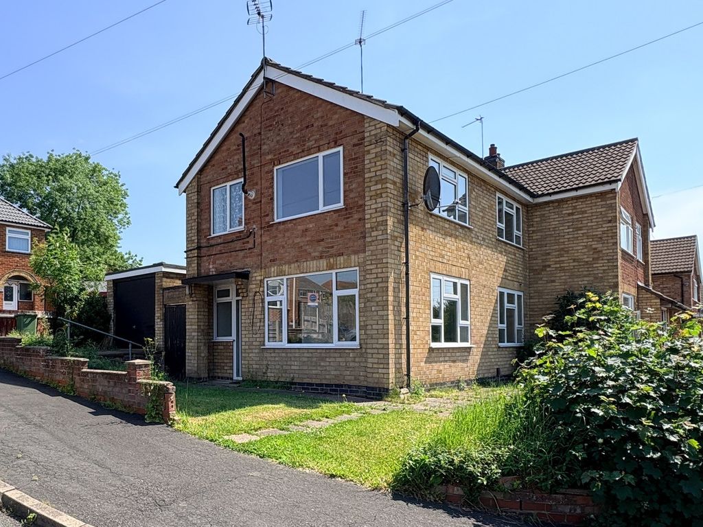 Property photo 1 of 20