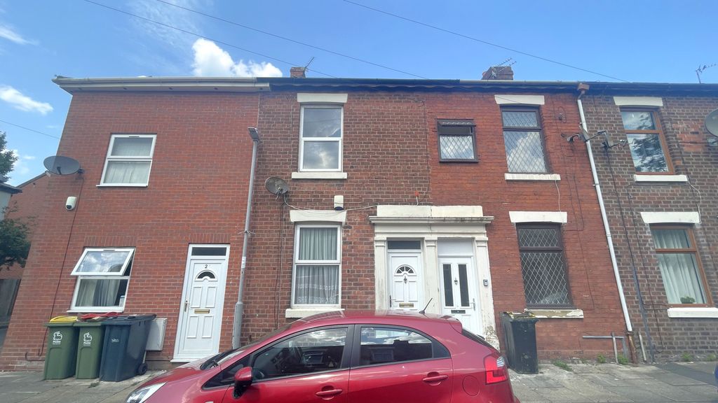 Property photo 1 of 7