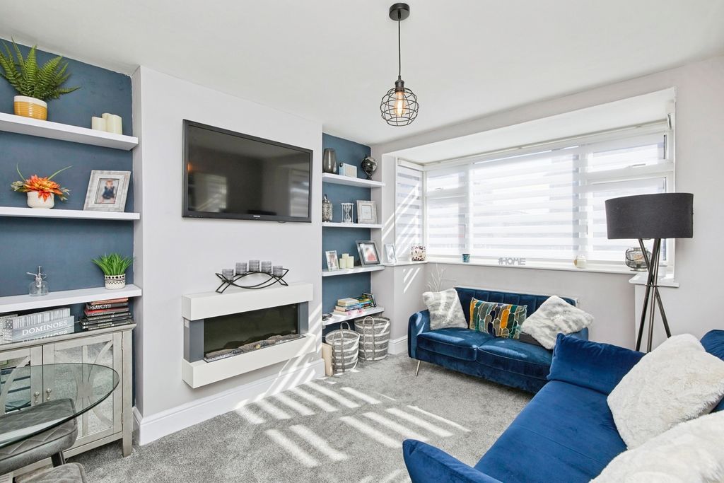 Property photo 2 of 20 Pbox-Img.Jpg