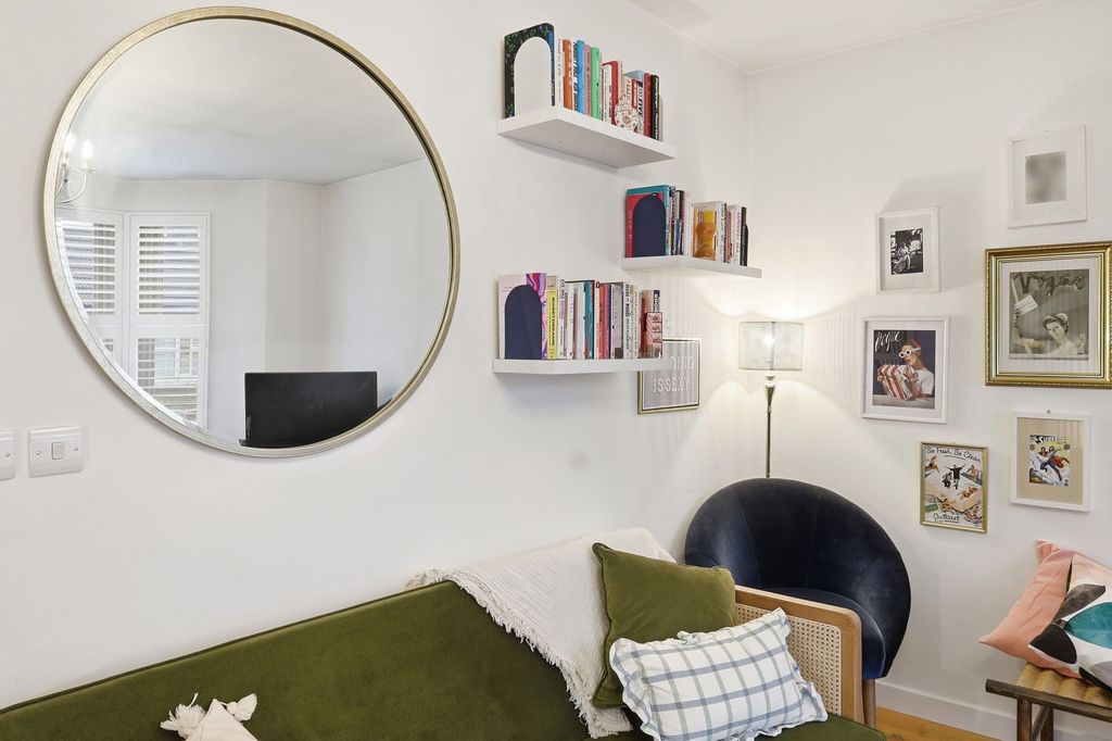 Property photo 3 of 20