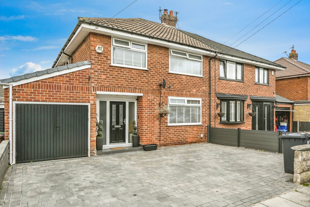 Property photo 1 of 17 Photo