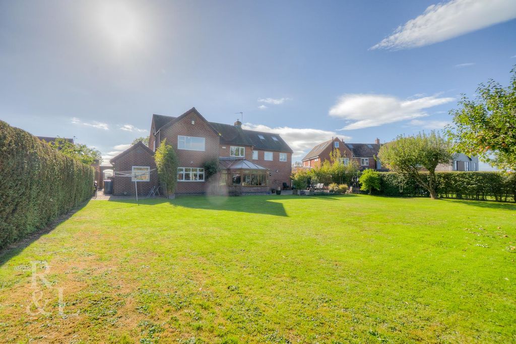 Property photo 2 of 38 Batched  (37).Jpg